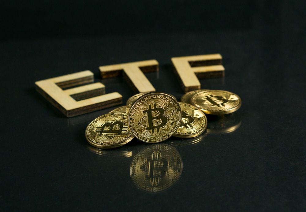 Tài sản nào cũng thường có ETF, nhưng Bitcoin ETF lại bị SEC nhiều lần từ chối.
